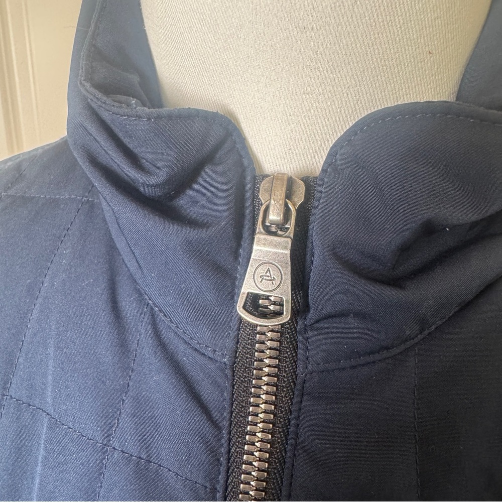 Aether Alta Quilted Jacket Discovery Navy Size Small/4 - Picture 4 of 13